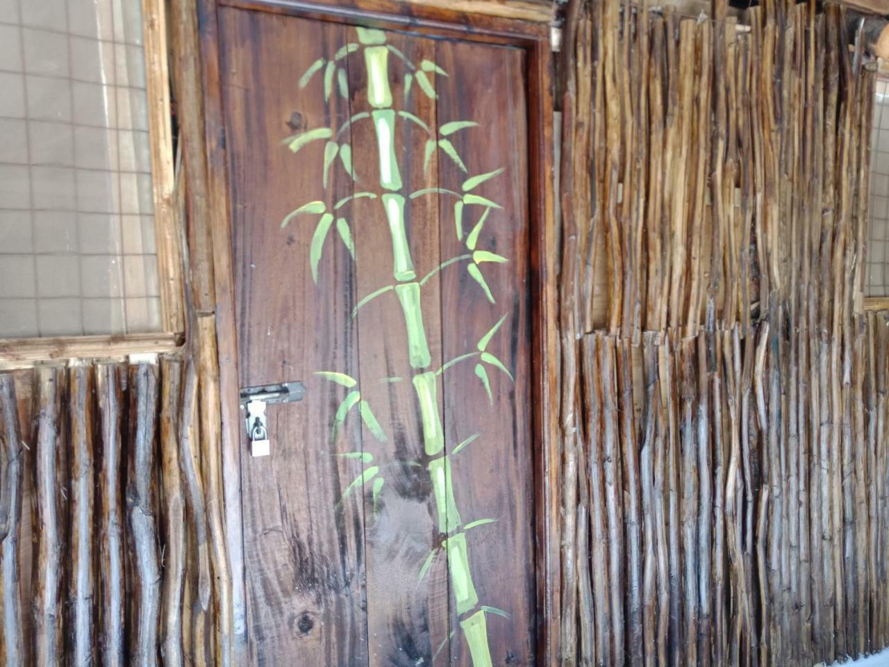 Soul Breeze Backpackers Diani Hostel Diani Beach Exterior photo